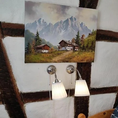 Gemuetliche Gaestezimmer In Einem Neu Sanierten Fachwerkhaus Gundelbach