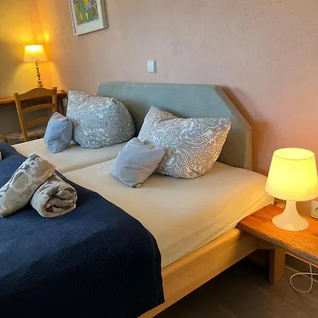 דירה Gemuetliche Gaestezimmer In Einem Neu Sanierten Fachwerkhaus