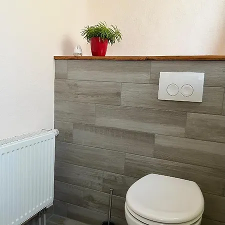 דירה Gemuetliche Gaestezimmer In Einem Neu Sanierten Fachwerkhaus