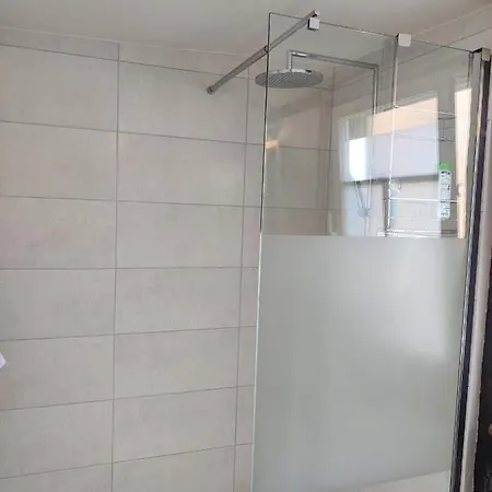 Gemuetliche Gaestezimmer In Einem Neu Sanierten Fachwerkhaus דירה *