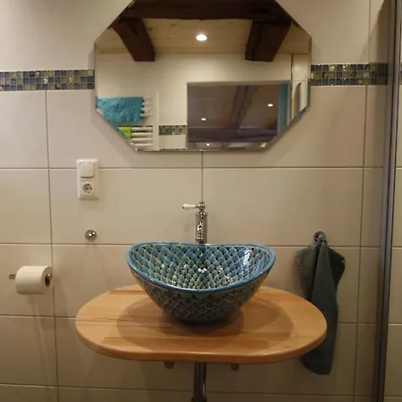Gemuetliche Gaestezimmer In Einem Neu Sanierten Fachwerkhaus *