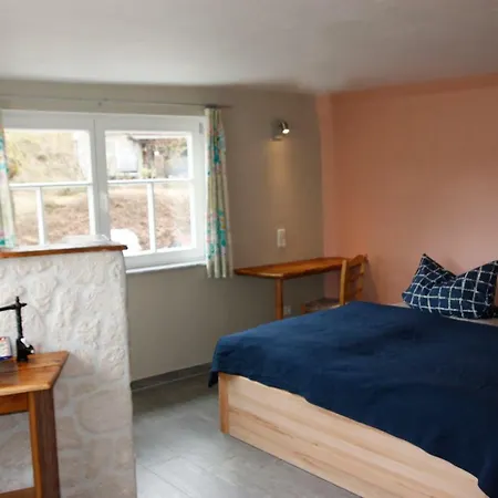 Gemuetliche Gaestezimmer In Einem Neu Sanierten Fachwerkhaus *
